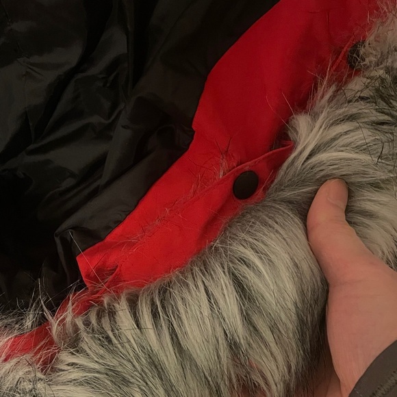 Men X-Large Adidas Bold Red and Black Winter Jacket - Picture 3 of 5